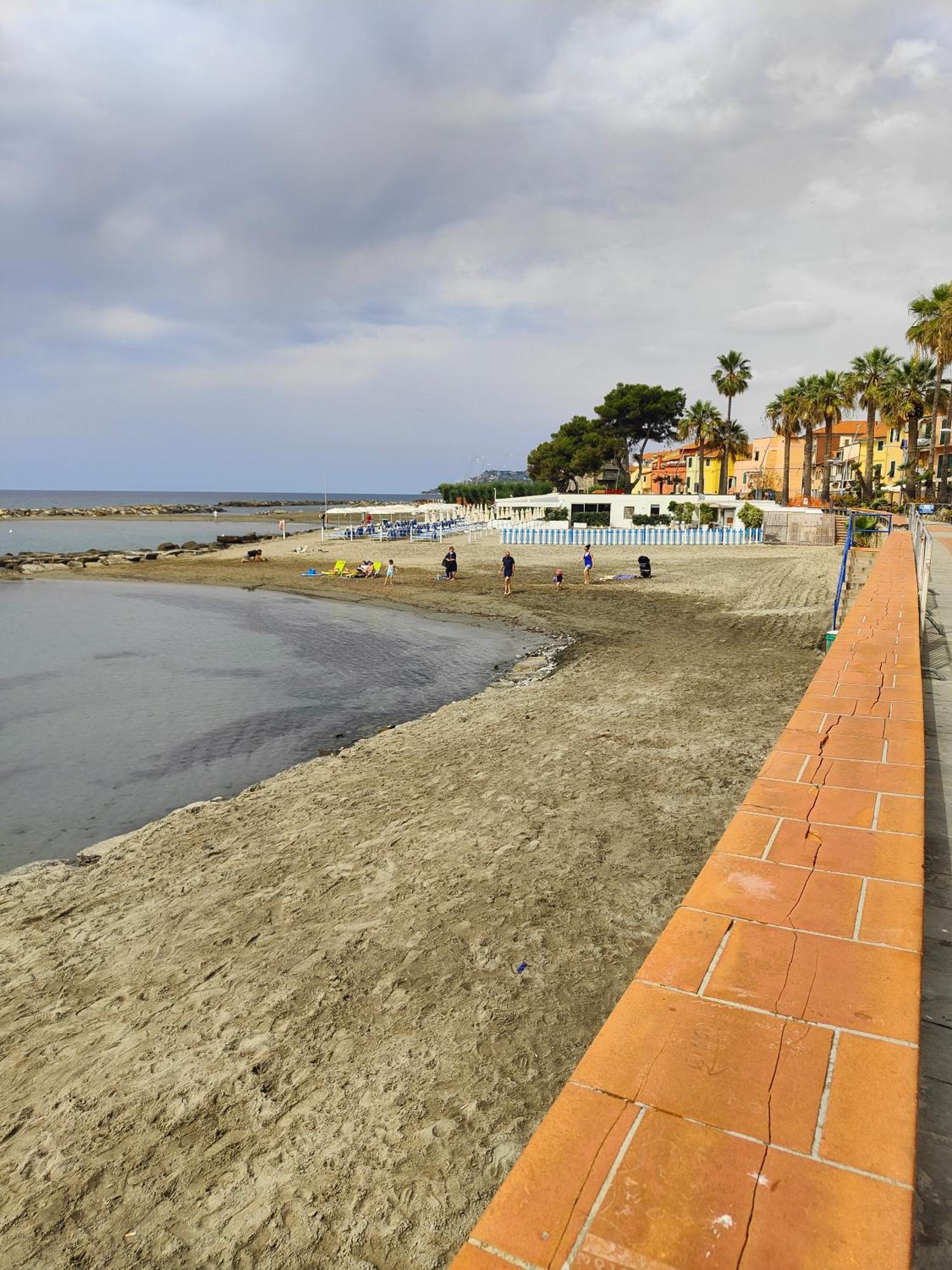Piano Terra Centrale Vicino Al Mare Riva Ligure Exteriér fotografie